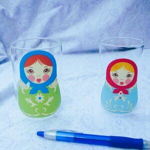 NESTING GLASS TUMBLER SET, HAND PAINTED NESTING DOLL MOTIF BABUSHKUPS